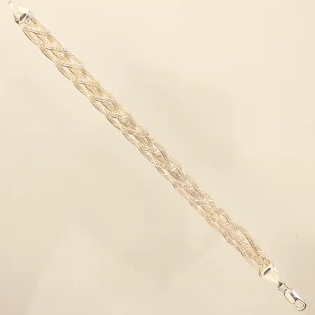 Armband, Flätad, längd 19cm, bredd ca 8mm, skadad länk, 925/1000 silver  Vikt: 7,5 g