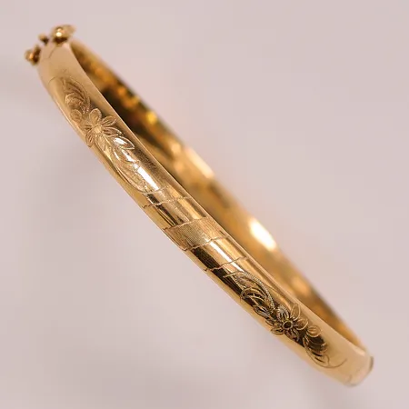 Armring, 60x53mm, bredd:5mm, dekor, små bucklor, 18K 8g.