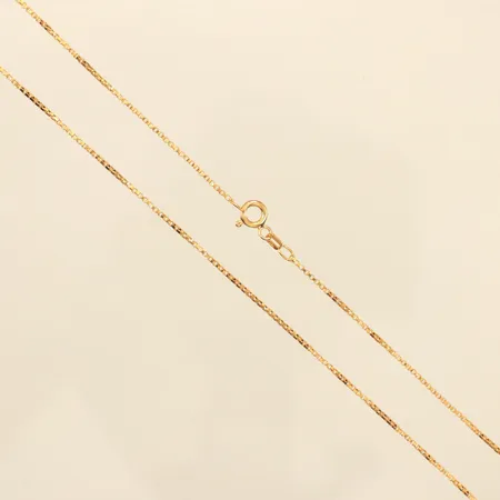Kedja Venezia, längd 57,5cm, bredd 1mm, 18K  Vikt: 4,5 g