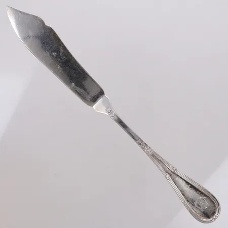 Fiskkniv, längd 21,5cm, Hovjuvelerare E.  Möller, Malmö, monogram, 830/1000 silver Vikt: 50,5 g