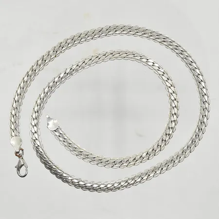 Kedja Pansar, längd 50 cm, bredd 5 mm, lås troligtvis metall, 925/1000 silver. Vikt: 24,4 g