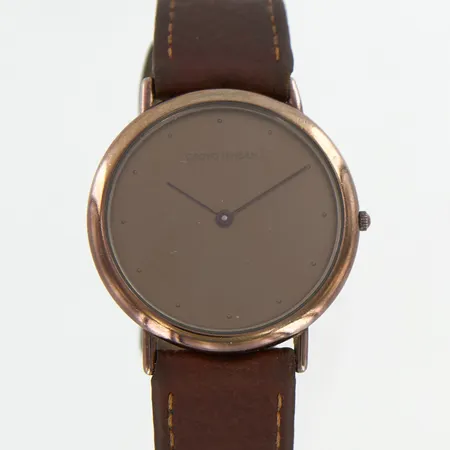 Armbandsur Georg Jensen, Ø34mm, design: Thorup och Bonderup, Refnr: 347, Serienr: 35301, stål, quartz, safirglas, brunt läderband, behov av batteribyte, inga tillbehör, bruksrepor 