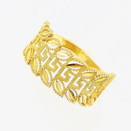 Ring, stl 17½, bredd 2-9mm, något skev skena, 21K. Vikt: 2,5 g