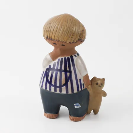LISA LARSON. FIGURIN, keramik, Malin, Gustavsberg, nagg på foten. Skickas med postpaket.