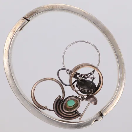 Diverse silver, pärlor samt sten, defekt, 925/1000 silver  Vikt: 26,2 g