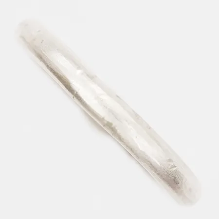 Ring, slät, matterad, stl: 17½, silver Vikt: 4,7 g