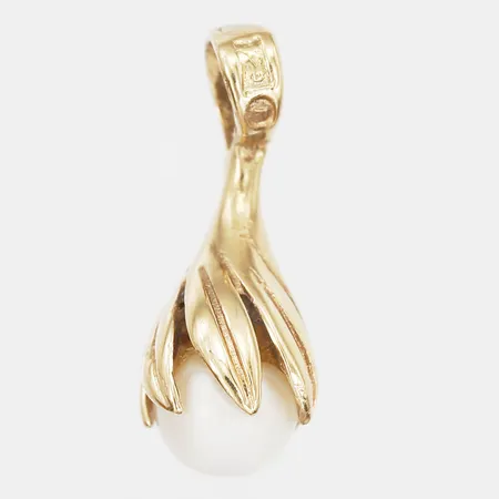 Hänge med odlad pärla, höjd: 17 mm, bredd: 1 - 7 mm, slitage, 18K guld. Vikt: 1,3 g