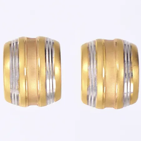 Ett par örhängen, 16x13mm, 21K Vikt: 6 g