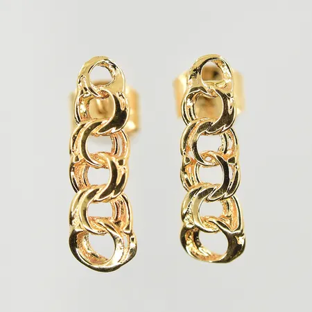 Ett par örhängen Bismarck, längd 14 mm, bredd 4 mm, 18K. Vikt: 1 g