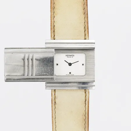 Damur, Hermès Glissade, 26 x 26 mm, quartz, serienummer: 2061153, referensnummer: GL1.510, ca år 2009, stål, safirglas, läderband, manual, garantikort (ej ifyllt), bruksslitage, extra hål på band, box.
