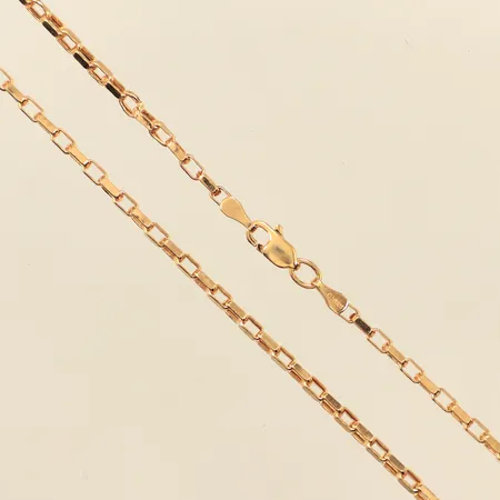 Kedja, längd ca 45cm, bredd 1,1mm, skev, 14K  Vikt: 3 g