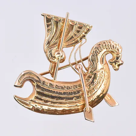 Brosch, stl 38x37 mm, 18K. Vikt: 6,4 g