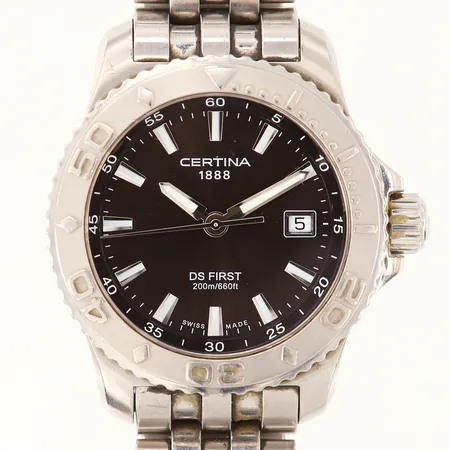 Herrur Certina DS First, 41mm, stål, quartz, datum, ref-nr: nr 115.7184.42, serie-nr: SKO-HA-16302, stålarmband, repig, batteribyte krävs, inga tillbehör. 