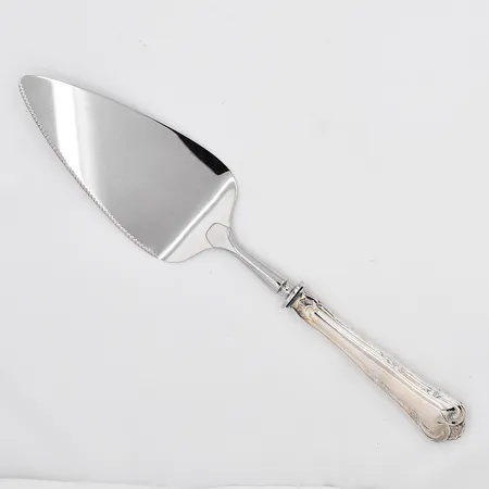 Tårtspade, modell Herrgård, längd 25,5cm, blad stål, silver 830/1000 Vikt: 78,5 g