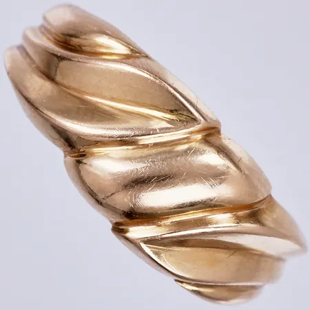 Ring, stl: 16½, bredd: ca 3-7mm, 14K Vikt: 1,9 g