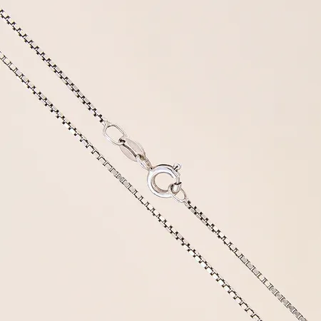 Kedja Venezia, längd: 69,5cm, bredd: 1mm, GHA, silver 925/1000 Vikt: 4,8 g