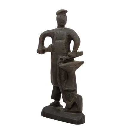 Skulptur - Allan Ebeling (1897-1975), Smed - Eskilstuna, gjutjärn, signerad, höjd 20 cm, vikt omkring 1300 gram, fint skick utan anmärkning Skickas med paket.