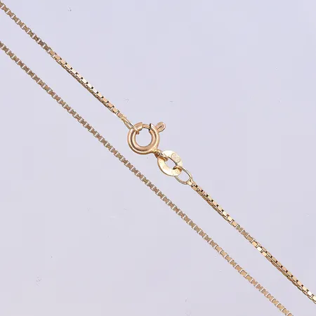 Kedja Venezia, längd 38 cm, bredd 1 mm, 18K. Vikt: 2,9 g