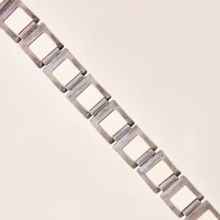 Armband med dekor, längd 19cm, bredd 17mm, silver 830/1000 Vikt: 31,7 g