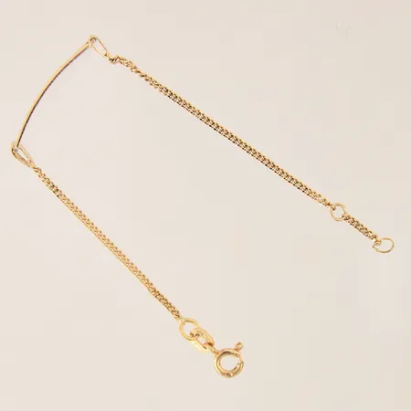 Barnarmband med bricka, längd: 13cm, bredd: 1,3-4,8mm, gravyr, 18K  Vikt: 2,4 g