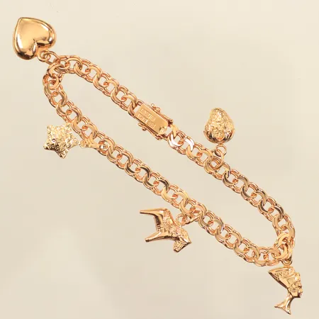 Armband Bismarck, fem berlocker, längd 18,5cm, bredd 5,5mm, 18K Vikt: 15,5 g