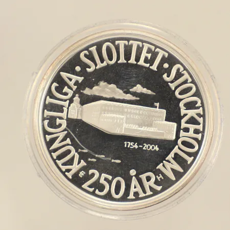 Minnesmynt Sverige, 200 Kronor, Kungliga Slottet Stockholm 250 År 1754-2004, silver 925/1000, trasigt etui Vikt: 26,8 g