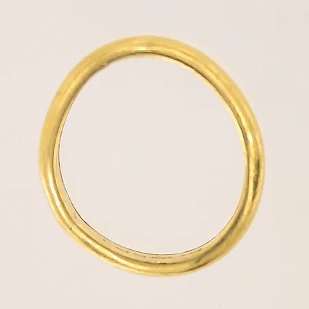 Ring, defekt, gravyr, 23K Vikt: 7,4 g