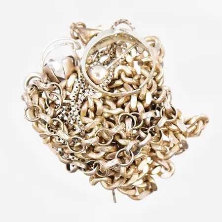 Diverse silver, defekter, stenar, 830/1000, 925/1000 Vikt: 50,4 g