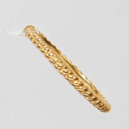 Ring, vriden design, Ø15¼, bredd: 1,5mm, Isabel Bernard, äkthetsintyg samt box medföljer, 14K, bruttovikt 0,8g Vikt: 0,8 g