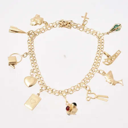 Armband i 18K guld, 20cm, bredd 5,1mm, 11st berlocker, kattfot, vikt 16,99g.