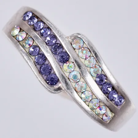 Ring med stenar, stl. 17¾, bredd: ca 4-8mm, 925/1000 silver Vikt: 5 g