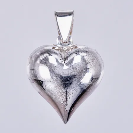 Hänge, Hjärta, längd: ca 3cm, bredd: ca 20mm, 925/1000 silver Vikt: 4,2 g