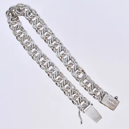 Armband Bismarck, längd 19 cm, bredd 9 mm, silver 830/1000. Vikt: 19,3 g