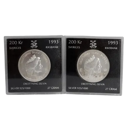 Minnesmynt 200 kronor, 2 stycken, silver 925/1000, "DROTTNING SILVIA", 1993, Ø36 mm, förvaras i originaletui, fina ex Vikt: 54 g