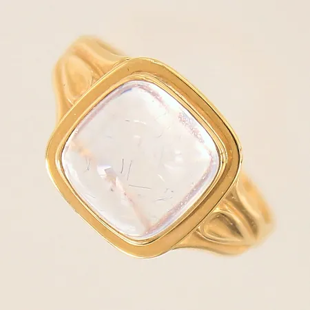 Ring med månsten, stl 17, bredd 2-12mm, sten med nagg, 18K  Vikt: 3,1 g