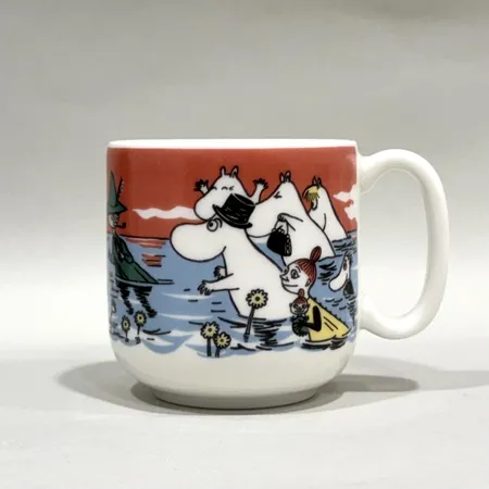 Muminmugg, Farlig midsommar 2001-2003, Arabia, Finland, höjd 7,5cm, Ø7cm, porslin