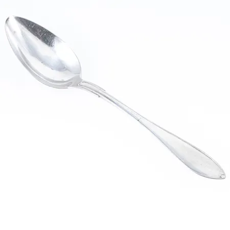 Svensk spetsig i silver (830/1000): en bordssked (190 mm) 38,7g. GAB.