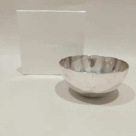 Skål, hamrad dekor, Ray Urban, graverad SEB, höjd 6cm, Ø12cm, originalkartong, silver 925/1000