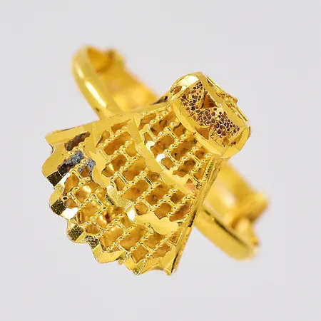 Ring, ställbar storlek, ca stl 16, bredd ovandel 12,5mm, 21K Vikt: 1,5 g