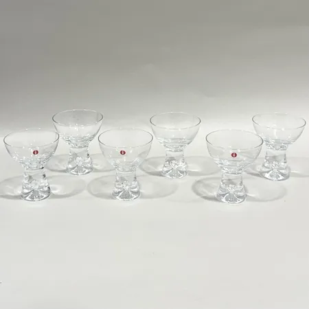 6 Likörglas, Iittala, Tapio Wirkkala, höjd 8,5cm, Ø7cm, klarglas, inga anmärkningar, Nypris 2-pack 989sek  Skickas med postpaket.