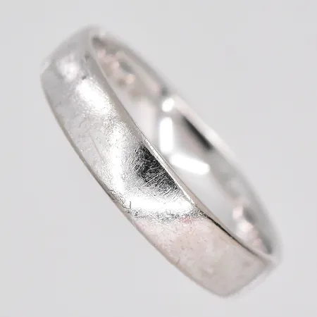Ring vitguld, stl 21, bredd 5mm, Schalins, 18K Vikt: 7,1 g