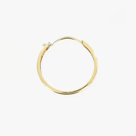 Enstaka örhänge, creol, Ø15mm, bredd 3mm, 18K.  Vikt: 0,4 g