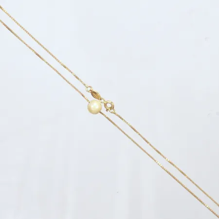 Kedja , Venezia ojämn,  längd 40,5cm, hänge pärla, 18k Vikt: 3 g