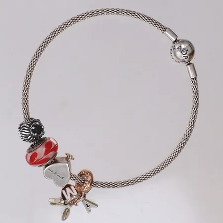 Armband Pandora, längd ca 21cm, bredd: 2,9mm, med fyra berlocker, 925/1000 silver Vikt: 23,1 g