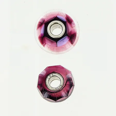 Glasberlock 1 st Ø15mm, 1 st Ø12mm (för ormlänk Ø ca 3mm), LAA, silver 925/1000. Vikt: 4,4 g