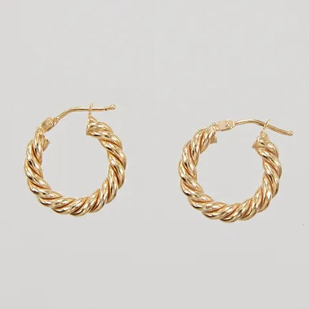 Ett par örhängen, Creoler, flätad modell, Ø17mm, bredd 3,4mm, 9K, Vikt: 1,2 g