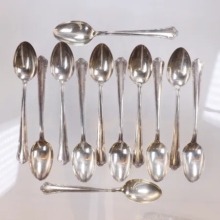 12st Kaffekskedar, gravyr, längd 12cm silver 830/1000 Vikt: 149,4 g
