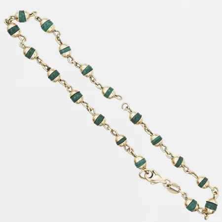 Armband med malakit, längd 21cm, bredd 4mm, länk av, 14K guld, bruttovikt 6,0gram  Vikt: 6 g