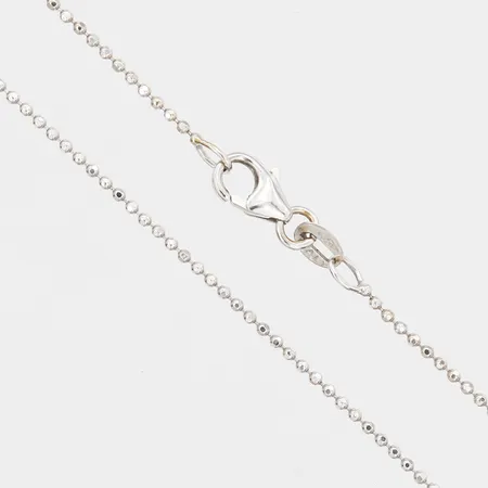 Kedja, fasetterad Kullänk, längd ca 41cm, bredd 1 mm, 18K vitguld Vikt: 2,6 g