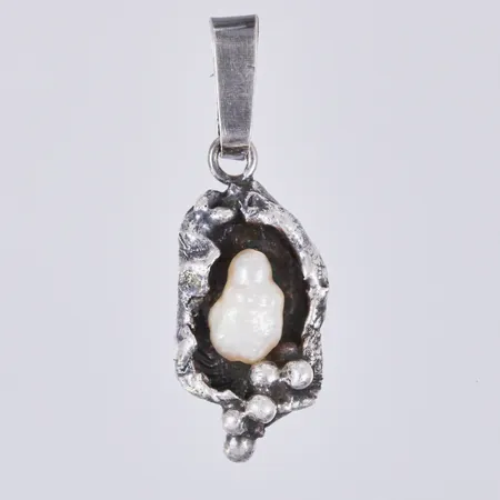 Hänge med pärla, längd: ca 3cm, bredd: ca 3-10mm, silver 830/1000 Vikt: 1,9 g